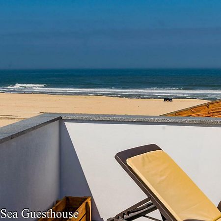 Beach & Sea Guesthouse Espinho  Esterno foto