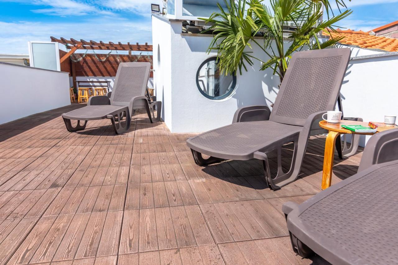 Beach & Sea Guesthouse Espinho  Esterno foto